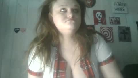 Snapshot of findommefoxi chatting on January 17, 2026, 7:28 pm findommefoxi online show from January 17, 2026, 7:28 pm