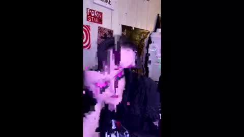 Snapshot of findommefoxi chatting on February 23, 2026, 2:20 am findommefoxi online show from February 23, 2026, 2:20 am