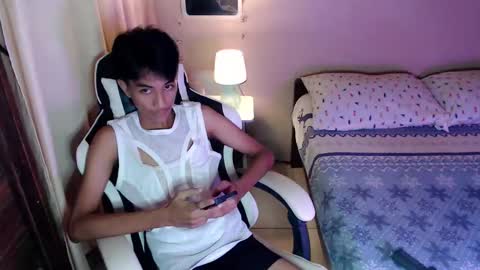 fineboii_rey18 online show from December 16, 2025, 5:34 am