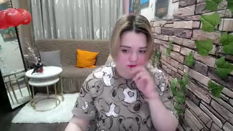 Snapshot of finna_39 chatting on February 21, 2025, 3:32 pm finna_39 online show from February 21, 2025, 3:32 pm