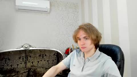 Snapshot of finnbev chatting on May 31, 2026, 7:59 pm finnbev online show from May 31, 2026, 7:59 pm