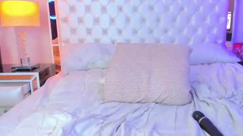 finnky1 online show from December 31, 2024, 9:42 am