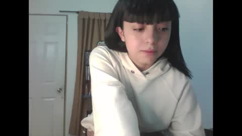 finnky1 online show from October 24, 2025, 5:04 am