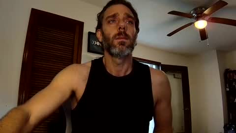 Finn Sage online show from November 9, 2025, 7:34 pm