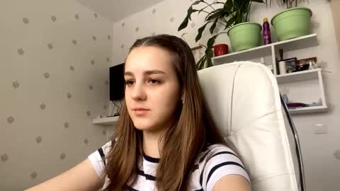 Snapshot of fionapiccard chatting on February 28, 2026, 11:22 am Keite wanna play Meow online show from February 28, 2026, 11:22 am