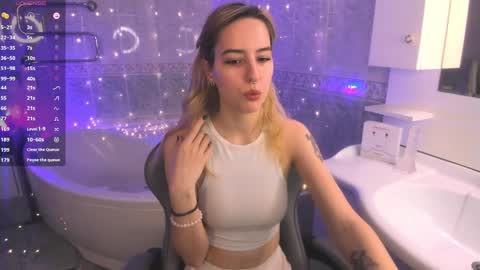 Snapshot of fire_moth chatting on February 19, 2025, 3:50 am Bellatrix online show from February 19, 2025, 3:50 am