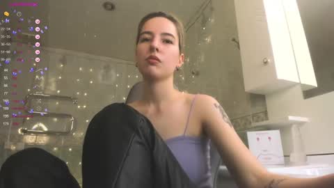 Snapshot of fire_moth chatting on February 23, 2025, 10:06 am Bellatrix online show from February 23, 2025, 10:06 am