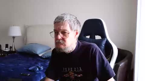 Snapshot of firedude3 chatting on June 7, 2026, 7:39 pm firedude3 online show from June 7, 2026, 7:39 pm