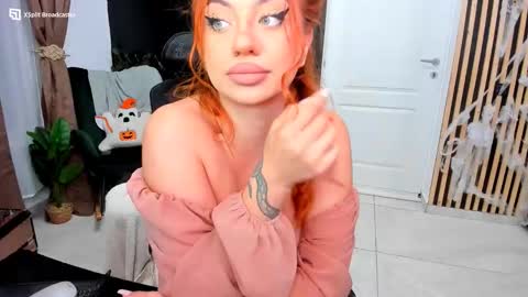 Snapshot of fireflowers_ chatting on November 6, 2025, 9:59 pm Kallisy online show from November 6, 2025, 9:59 pm