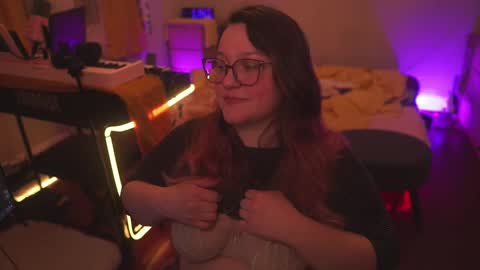 Lio Roxy online show from March 5, 2026, 6:09 am