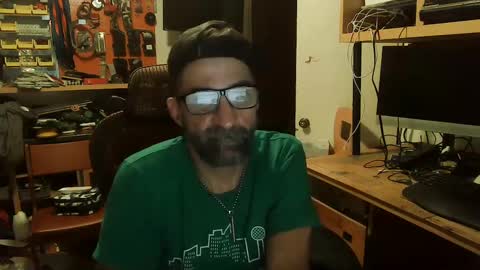 Snapshot of fishermanjack0101 chatting on December 30, 2024, 3:25 am fishermanjack0101 online show from December 30, 2024, 3:25 am