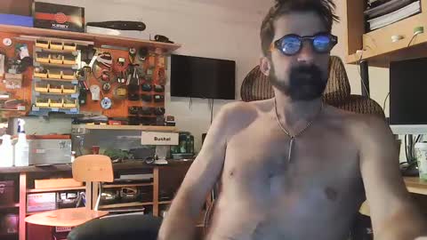 Snapshot of fishermanjack0101 chatting on March 4, 2025, 5:42 am fishermanjack0101 online show from March 4, 2025, 5:42 am