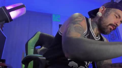 fisherrman666 online show from December 3, 2025, 11:58 pm