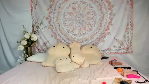 Megan NEW twitter fit amer girl online show from April 1, 2026, 9:34 pm