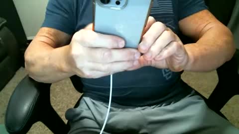 fitguy40 online show from January 9, 2026, 10:22 pm