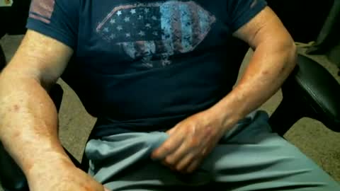 fitguy40 online show from June 30, 2026, 2:45 am