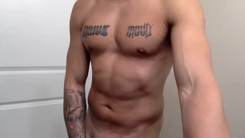 Snapshot of fithornyandtatted chatting on March 24, 2026, 8:58 pm fithornyandtatted online show from March 24, 2026, 8:58 pm