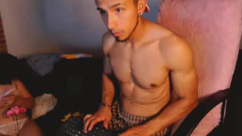 Snapshot of fitnescalientes chatting on December 6, 2024, 8:29 pm fitnescalientes online show from December 6, 2024, 8:29 pm