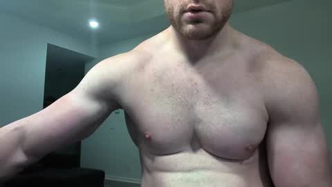 fitnudeguyxxx online show from March 7, 2025, 10:32 pm