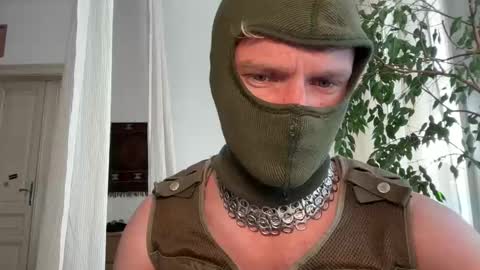 fituniformguy online show from April 29, 2026, 12:31 pm