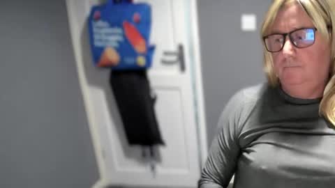 hornydog online show from January 11, 2026, 12:04 am