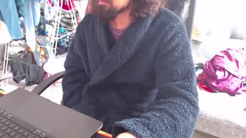 fizz6572 online show from March 12, 2025, 10:59 am