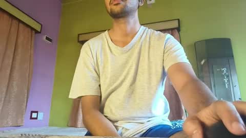 Snapshot of fizz_04_fun chatting on July 7, 2026, 7:23 am Ur BoyToy online show from July 7, 2026, 7:23 am