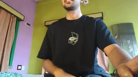 Snapshot of fizz_04_fun chatting on July 8, 2026, 3:22 am Ur BoyToy online show from July 8, 2026, 3:22 am