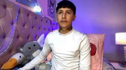 fj_araujo online show from July 3, 2026, 1:01 am