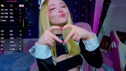 Sophie online show from September 9, 2025, 4:12 am