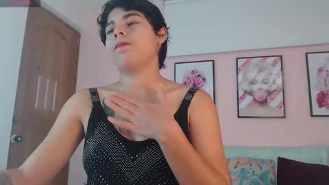 flakasexi1111 online show from January 15, 2026, 1:16 pm