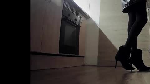 flakoyflaki online show from October 11, 2025, 7:23 pm