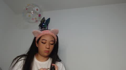 tteo  Sienna  online show from October 14, 2025, 12:06 pm