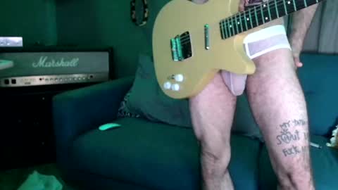 Flannel Dong online show from October 15, 2025, 1:22 pm