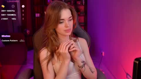 Snapshot of flexyfoxy chatting on April 28, 2026, 3:17 pm Flexyfoxy online show from April 28, 2026, 3:17 pm