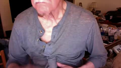 Snapshot of flip4u chatting on December 10, 2024, 1:00 am flip4u online show from December 10, 2024, 1:00 am