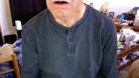 Snapshot of flip4u chatting on January 8, 2025, 9:23 pm flip4u online show from January 8, 2025, 9:23 pm