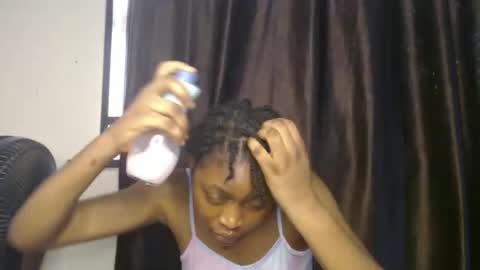 Snapshot of flirty_xxbonny chatting on May 31, 2026, 5:09 pm flirty_xxbonny online show from May 31, 2026, 5:09 pm