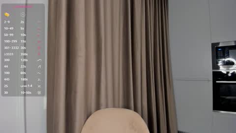 Snapshot of flirtykitty_ chatting on November 7, 2025, 2:06 pm Emely online show from November 7, 2025, 2:06 pm