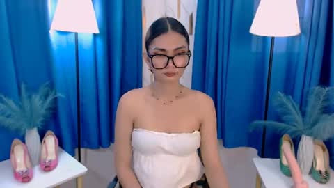 Snapshot of flirtymarga chatting on April 29, 2026, 2:15 am Marga online show from April 29, 2026, 2:15 am