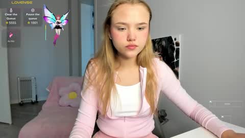 Mona online show from October 14, 2025, 12:55 am