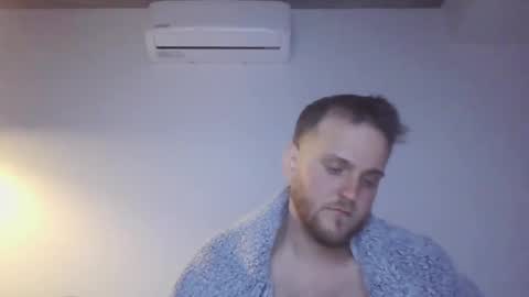 flopy1995 online show from February 22, 2025, 8:50 am