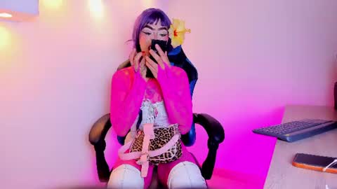  Flor  online show from July 24, 2026, 3:48 am