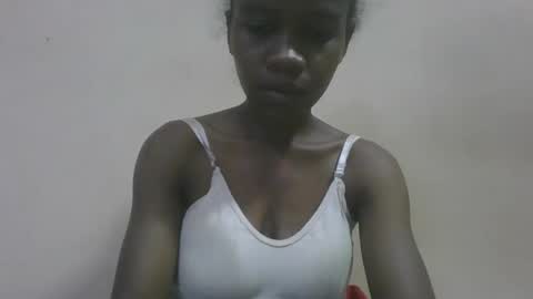 Snapshot of flora48230522373 chatting on April 26, 2026, 7:44 pm flora48230522373 online show from April 26, 2026, 7:44 pm