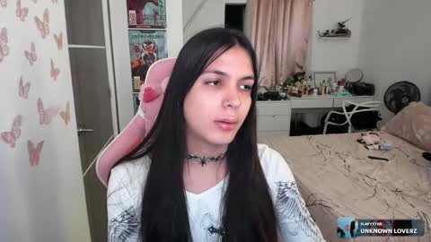 Snapshot of flora_angelical chatting on April 11, 2026, 5:45 am Angel online show from April 11, 2026, 5:45 am