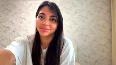 Leila online show from November 7, 2025, 11:27 pm