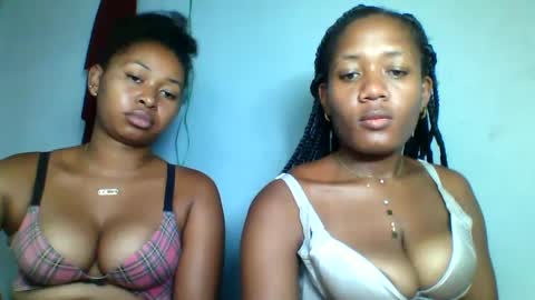 florencia011 online show from February 22, 2025, 2:30 pm