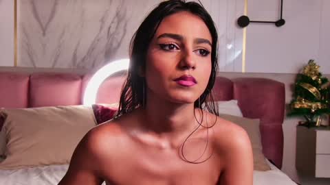 Vanessa online show from December 17, 2024, 1:39 am