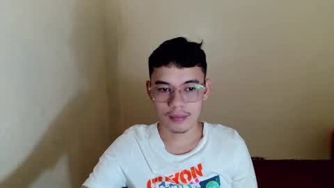 floriankeirxx_ online show from September 22, 2025, 6:21 pm