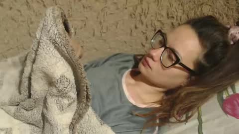 Snapshot of flowercandydoll chatting on December 7, 2024, 7:10 pm say meow and send tip online show from December 7, 2024, 7:10 pm